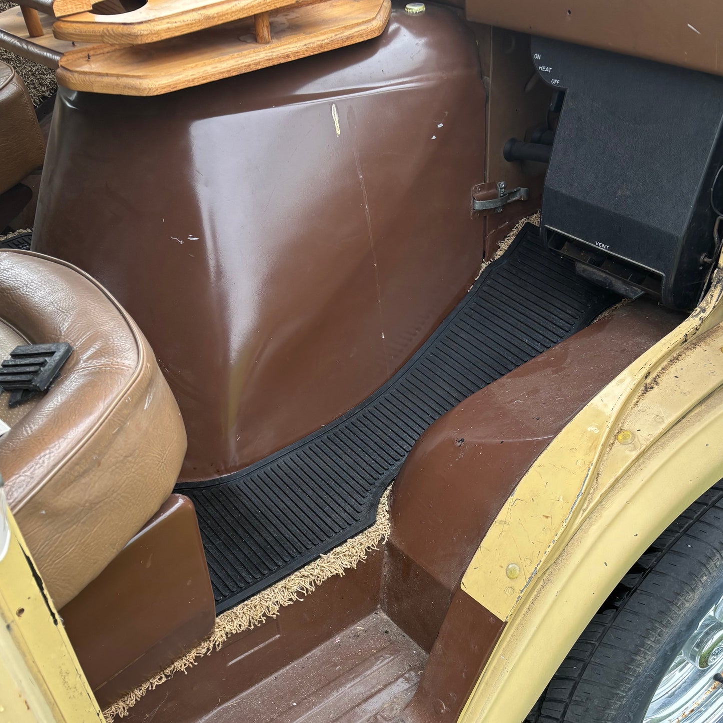 68-74 Ford Van Floor Mats - Hevy BigRig Beef
