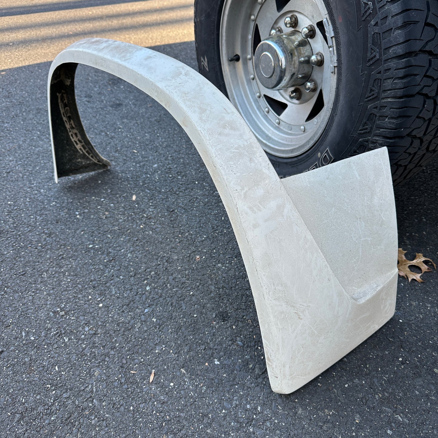 71-95/96 Chevy/GMC Van - Single LEFT REAR Deep Lip Mud Flare