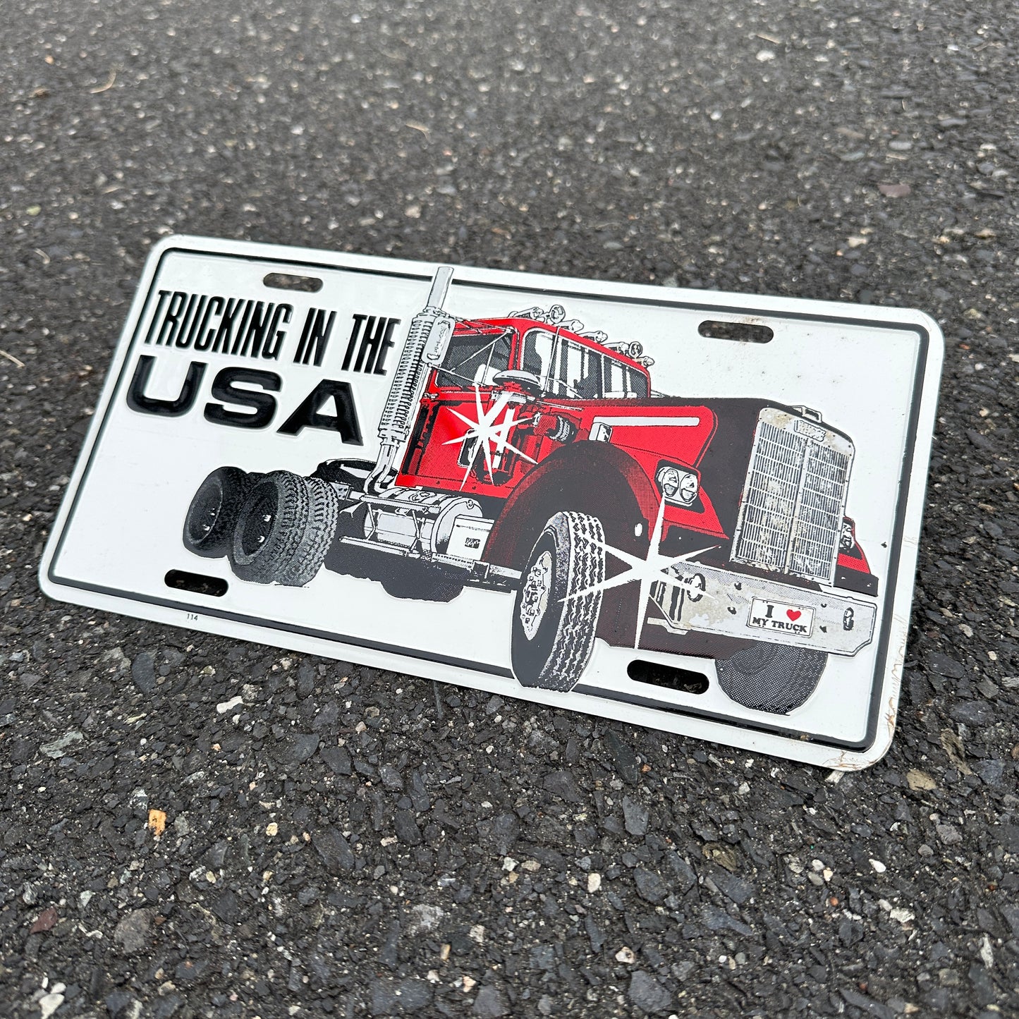 "Truckin In The USA" - Vintage Novelty License Plate