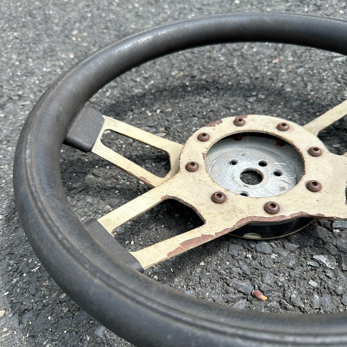 Grant Aftermarket Steering Wheel 13”