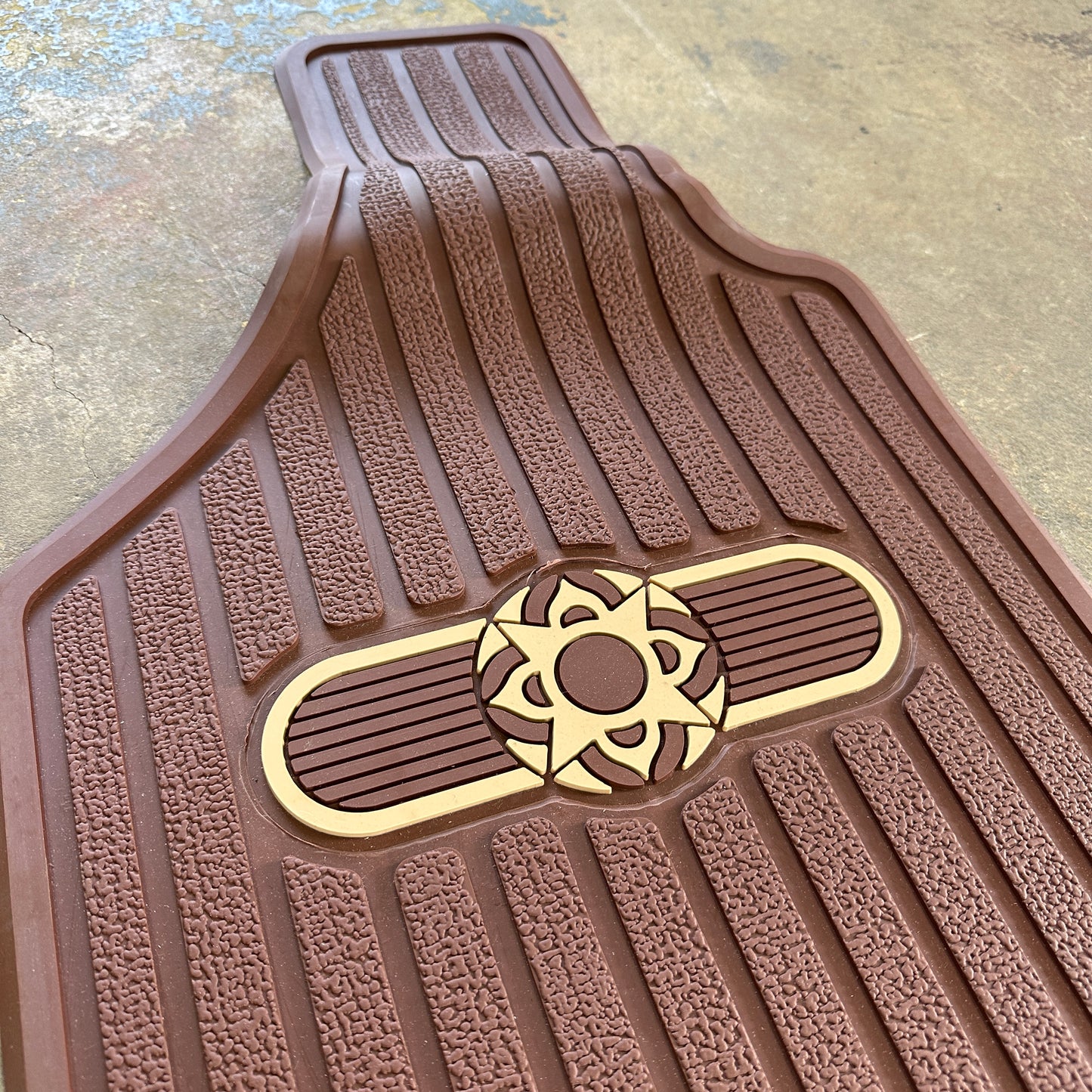 NOS 85-94 Astro/Safari Van Floor Mats - Plasticolor