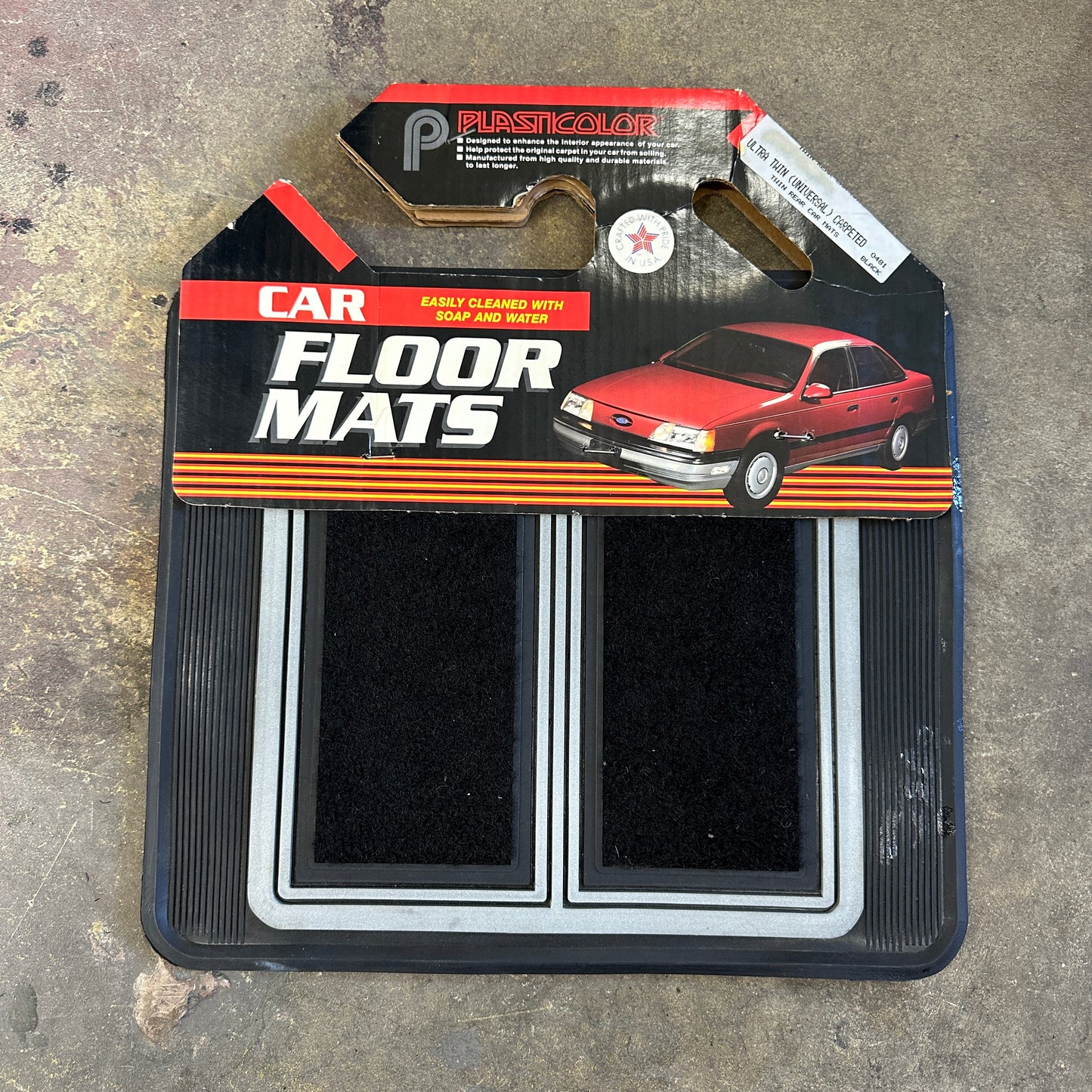NOS Ultra Twin Rear Floor Mats Mini - Plasticolor 15x14