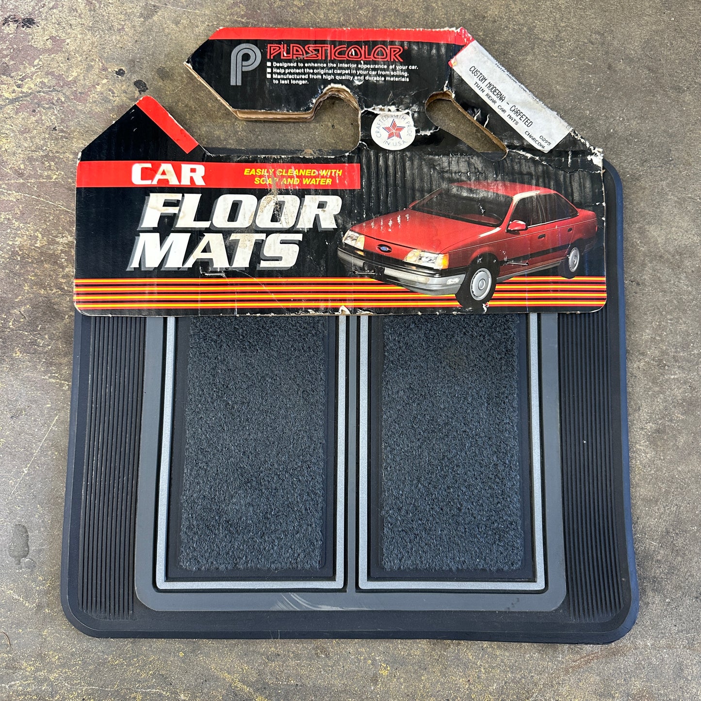 NOS Ultra Twin Rear Floor Mats Mini - Plasticolor 15x14