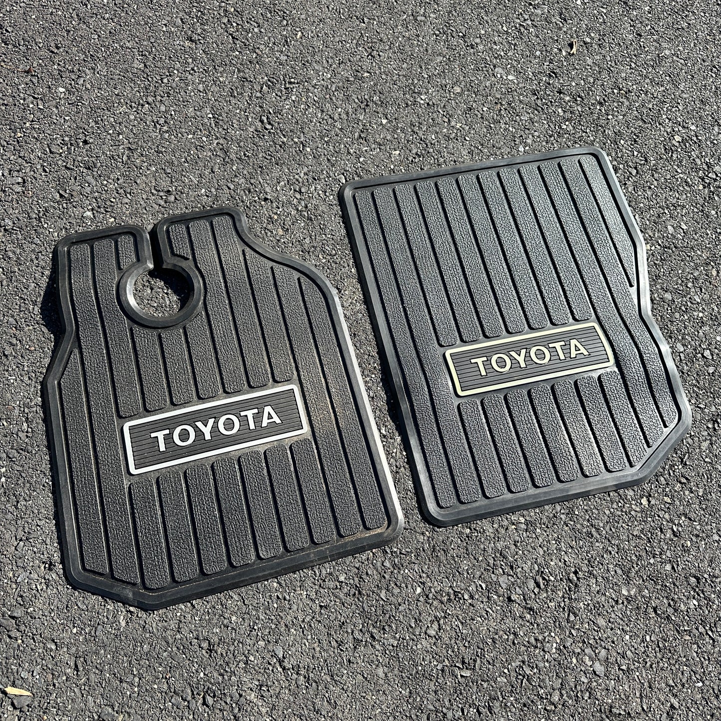 NOS Plasticolor Floor Mats Toyota Van 1985+