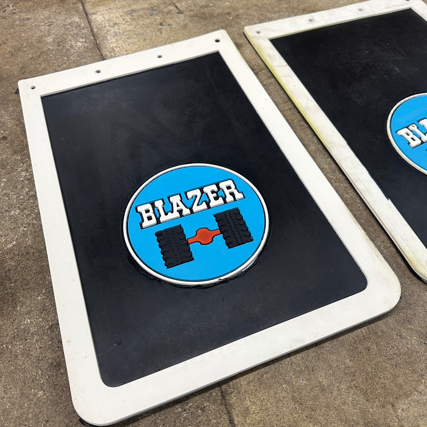 NOS Blazer Mudflaps - Plasticolor 18x12