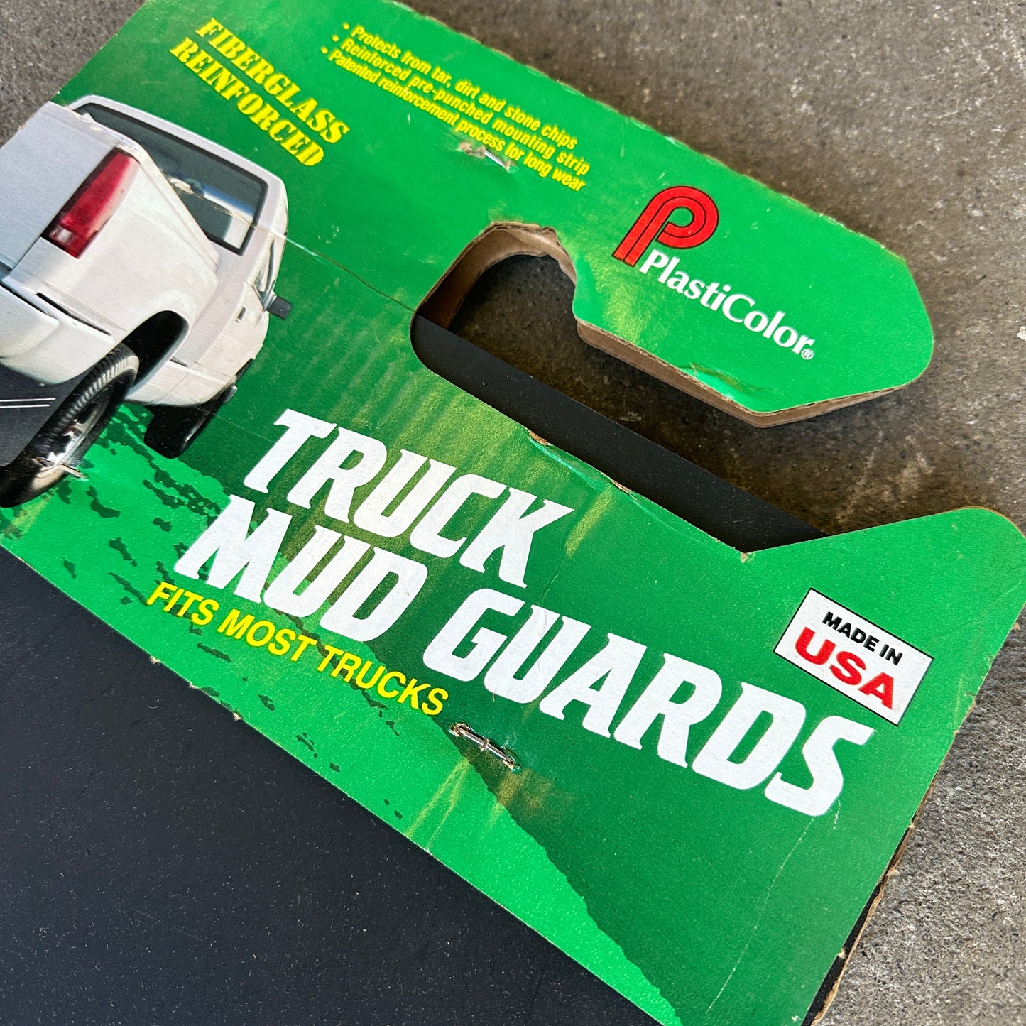 NOS Watch It Taz Mudflaps - Plasticolor 18x12