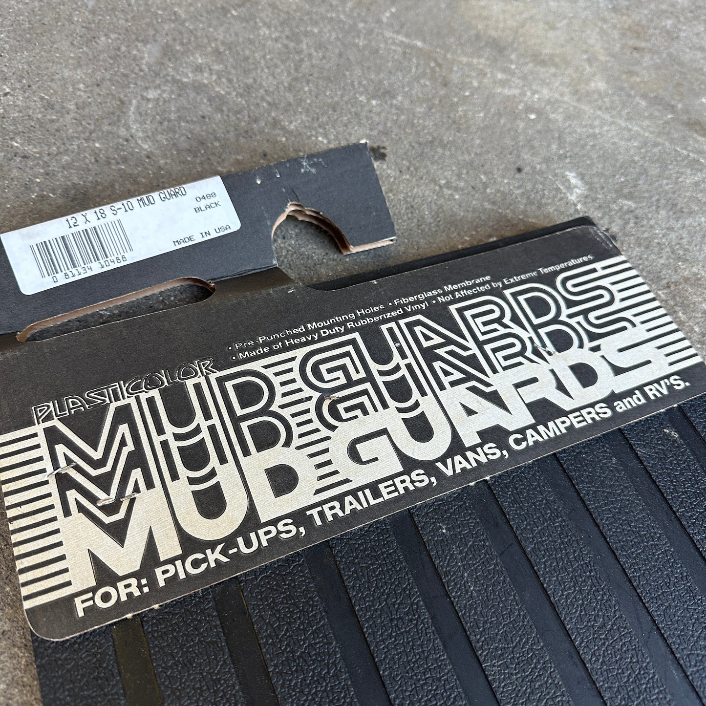 NOS S-10 Mudflaps - Plasticolor 18x12