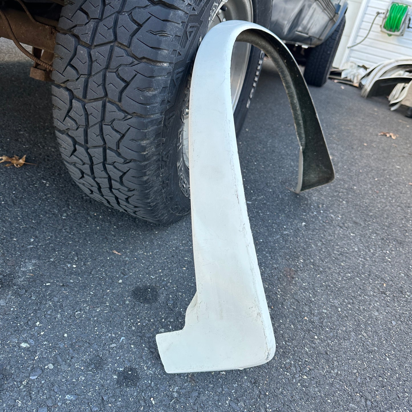 68-74 Ford Van - RIGHT FRONT Mud Fiberglass Fender Flare