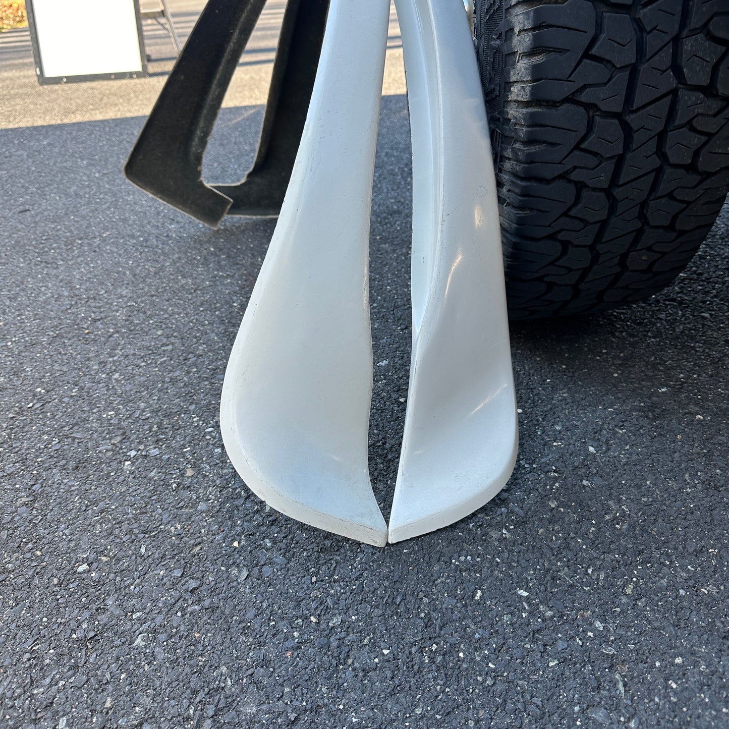 68-74 Ford Van - FRONT Mud Fiberglass Fender Flare pair