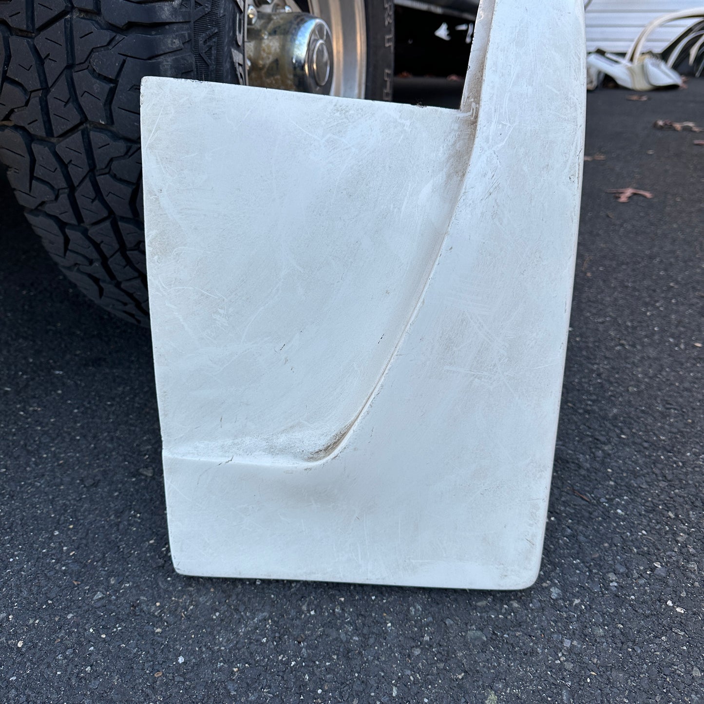 75-91 Ford Van - RIGHT REAR Mud Fender Flare
