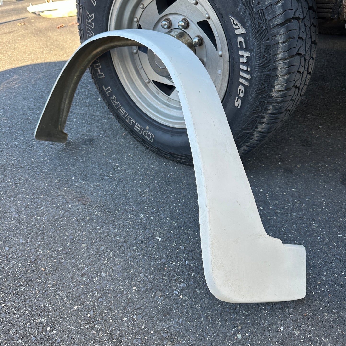 68-74 Ford Van - LEFT REAR Mud Fiberglass Fender Flare