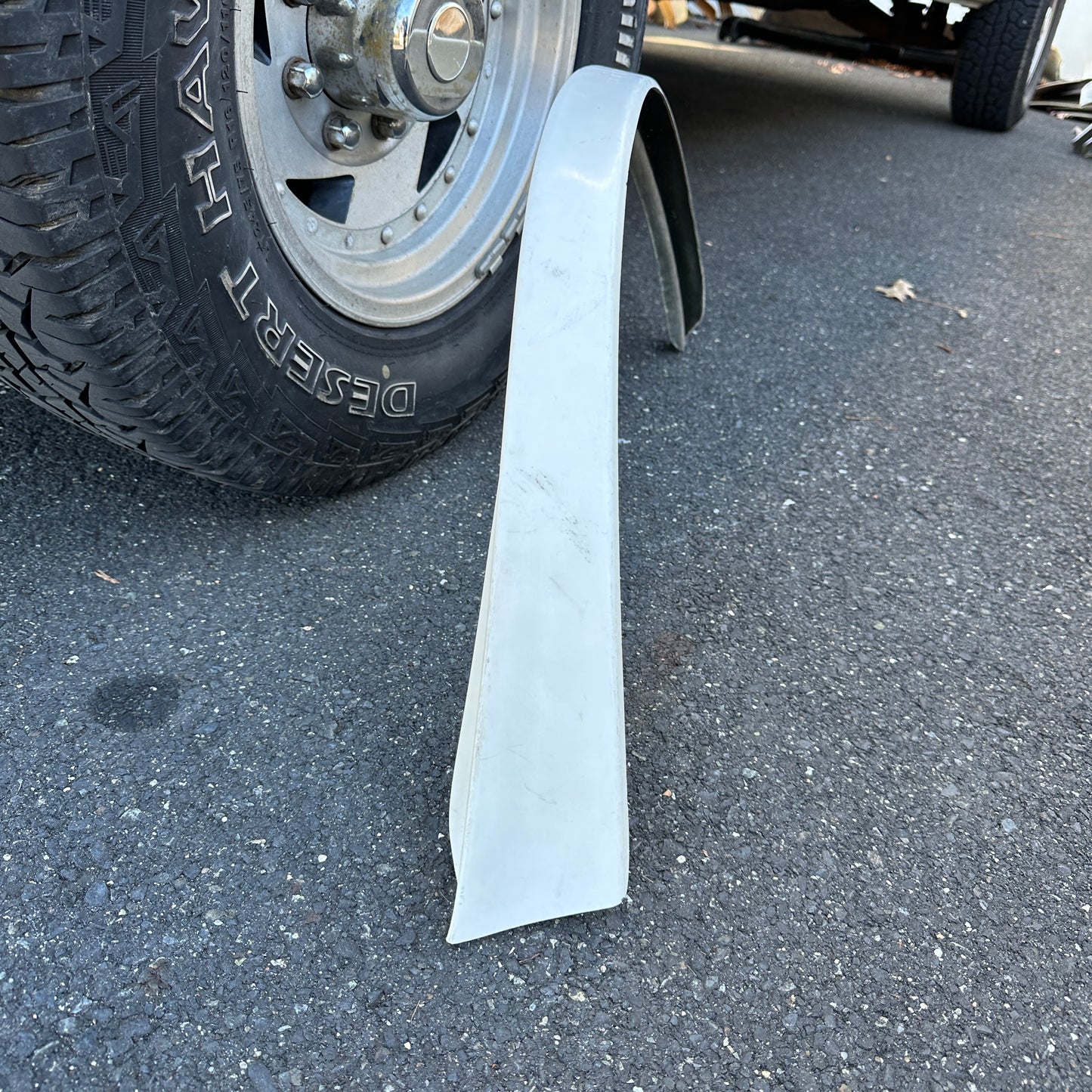 68-74 Ford Van - RIGHT REAR Slim Fiberglass Fender Flare
