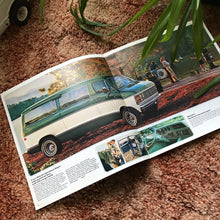Load image into Gallery viewer, 1980 Dodge Sportsman - Original Dodge Dealership Brochure