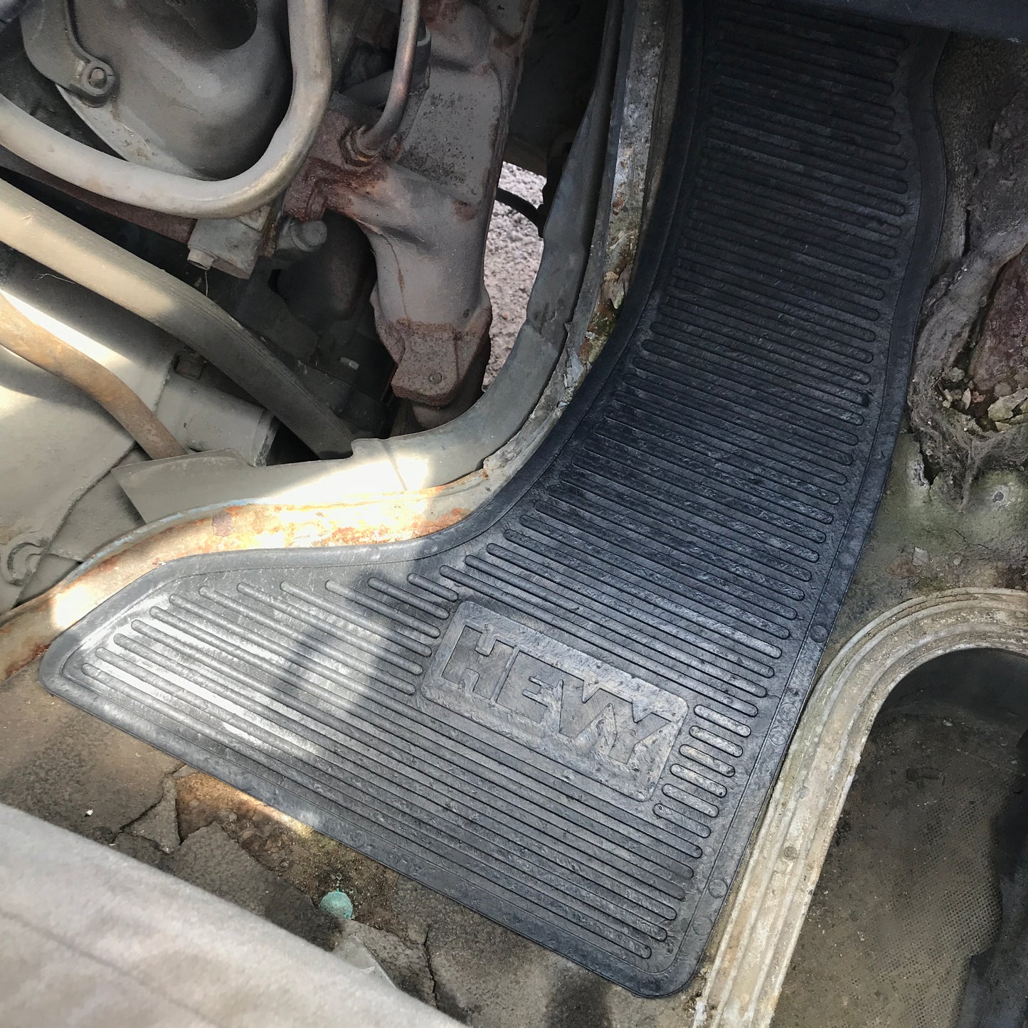 75-91 Ford Van Floor Mats - Hevy BigRig Beef