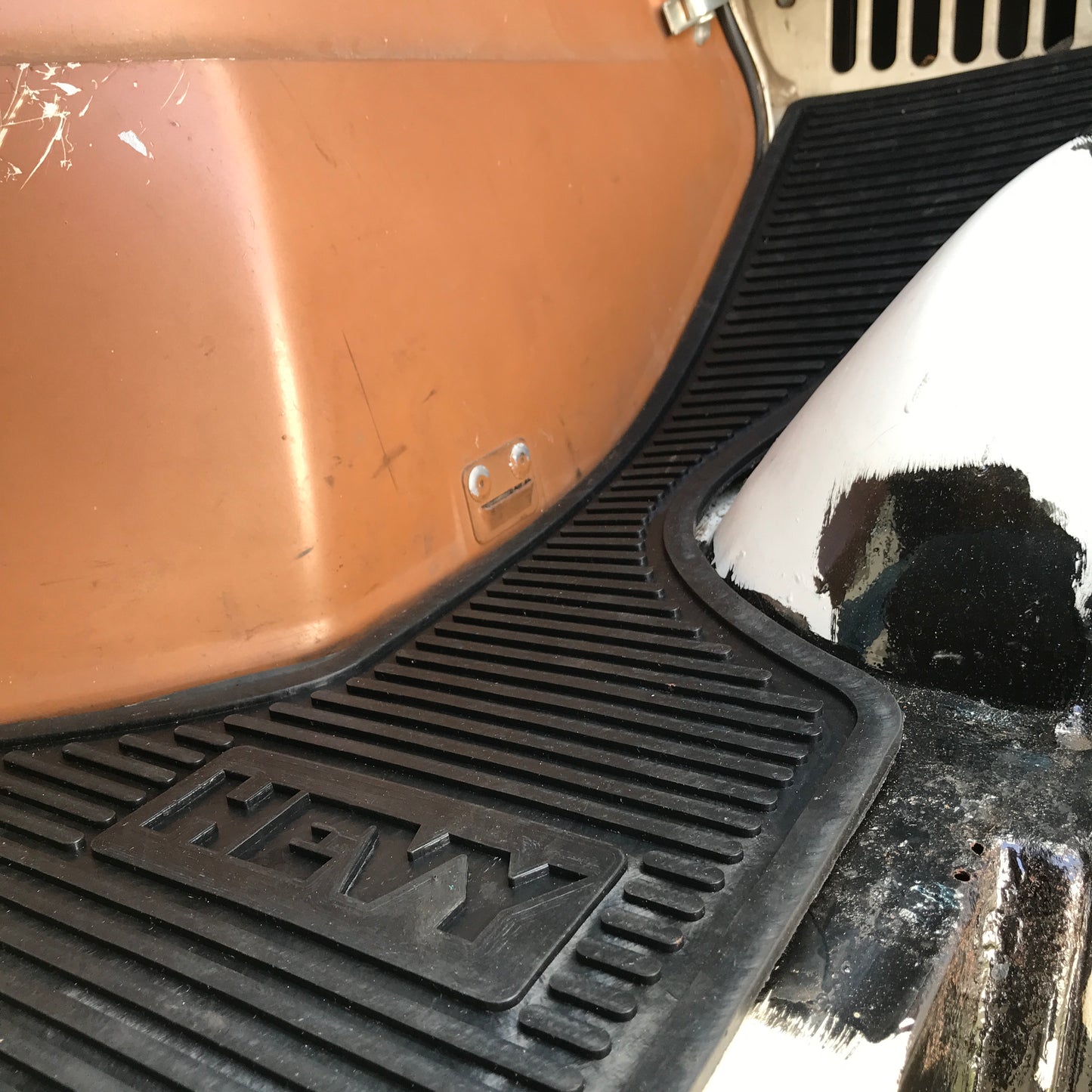 71-77 Dodge Van Floor Mats - Hevy BigRig Beef