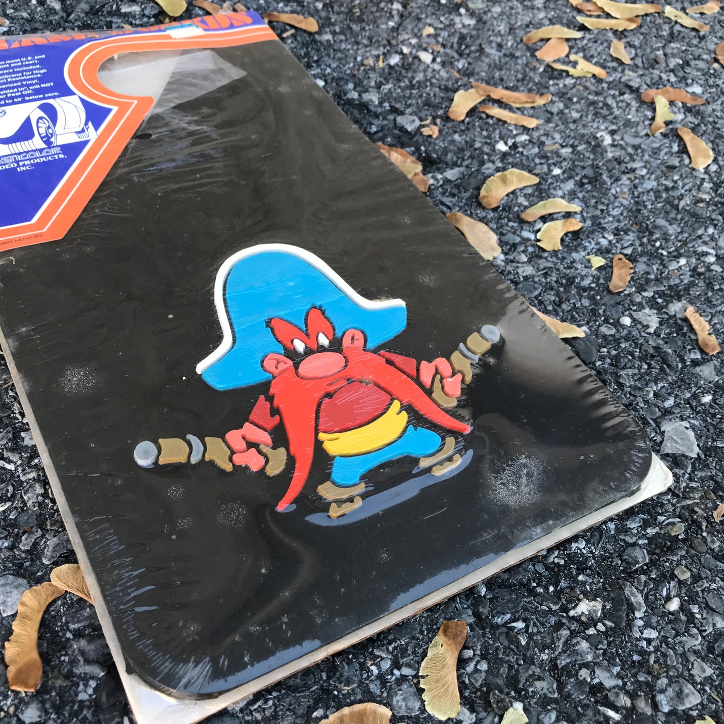 NOS Yosemite Sam Mudflaps Small - Plasticolor 15x9