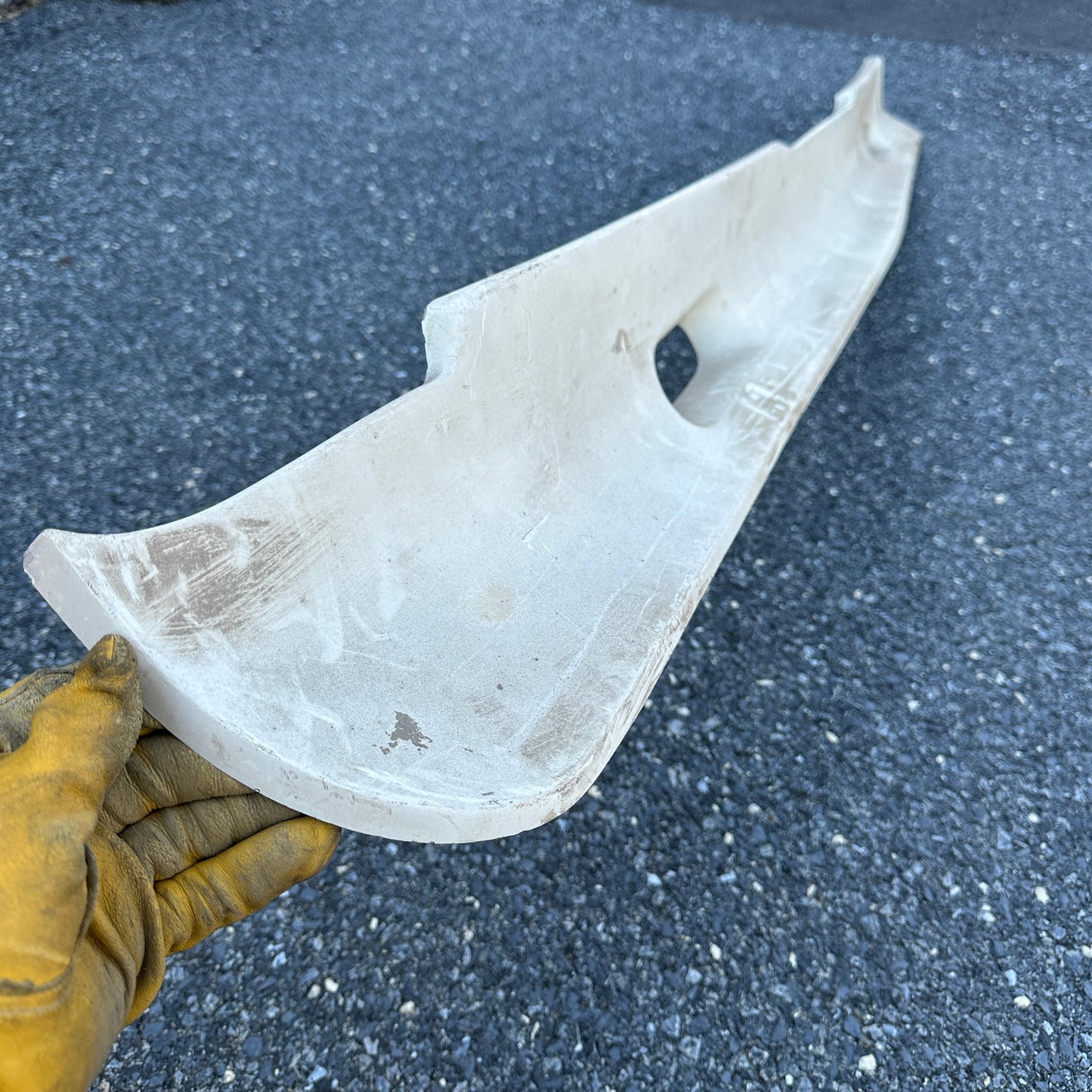 J+J Fiberglass Front Spoiler - 75-91 Ford Van