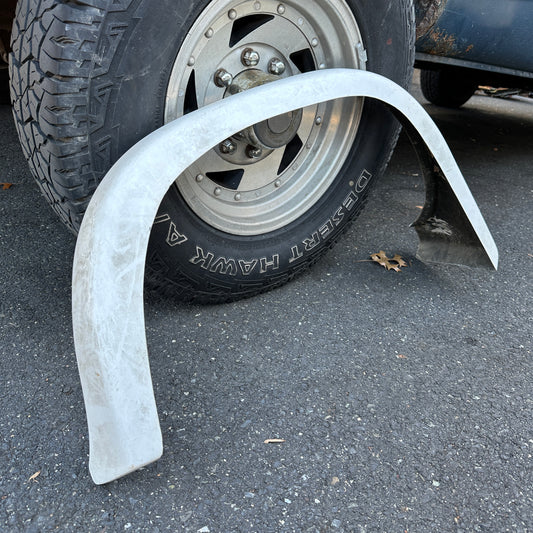 78-95/96 Chevy/GMC Van - Single LEFT FRONT Deep Lip Flare