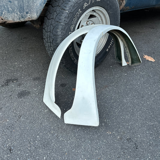 79-93 Dodge Van - 2pc Fiberglass FRONT Mud Fender Flare Kit