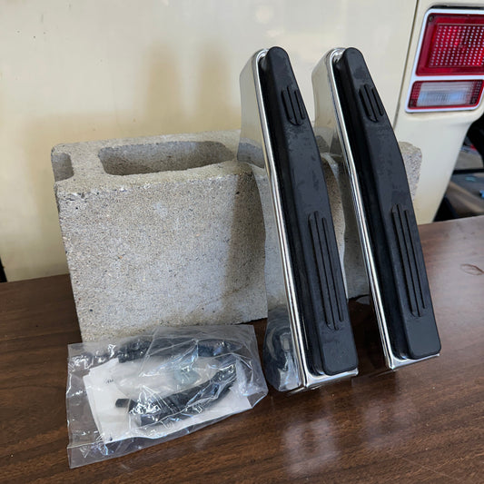 NOS GM Compact Truck/S-10 Bumperettes - Gem Guards