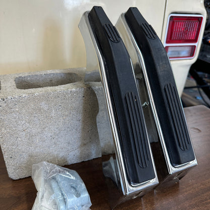 NOS Ford Compact Pickup/Ranger/Bronco II Bumperettes - Gem Guards
