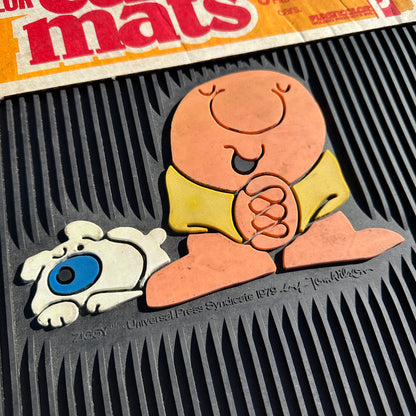 NOS Ziggy Floor Mats Mini- Plasticolor 15x14