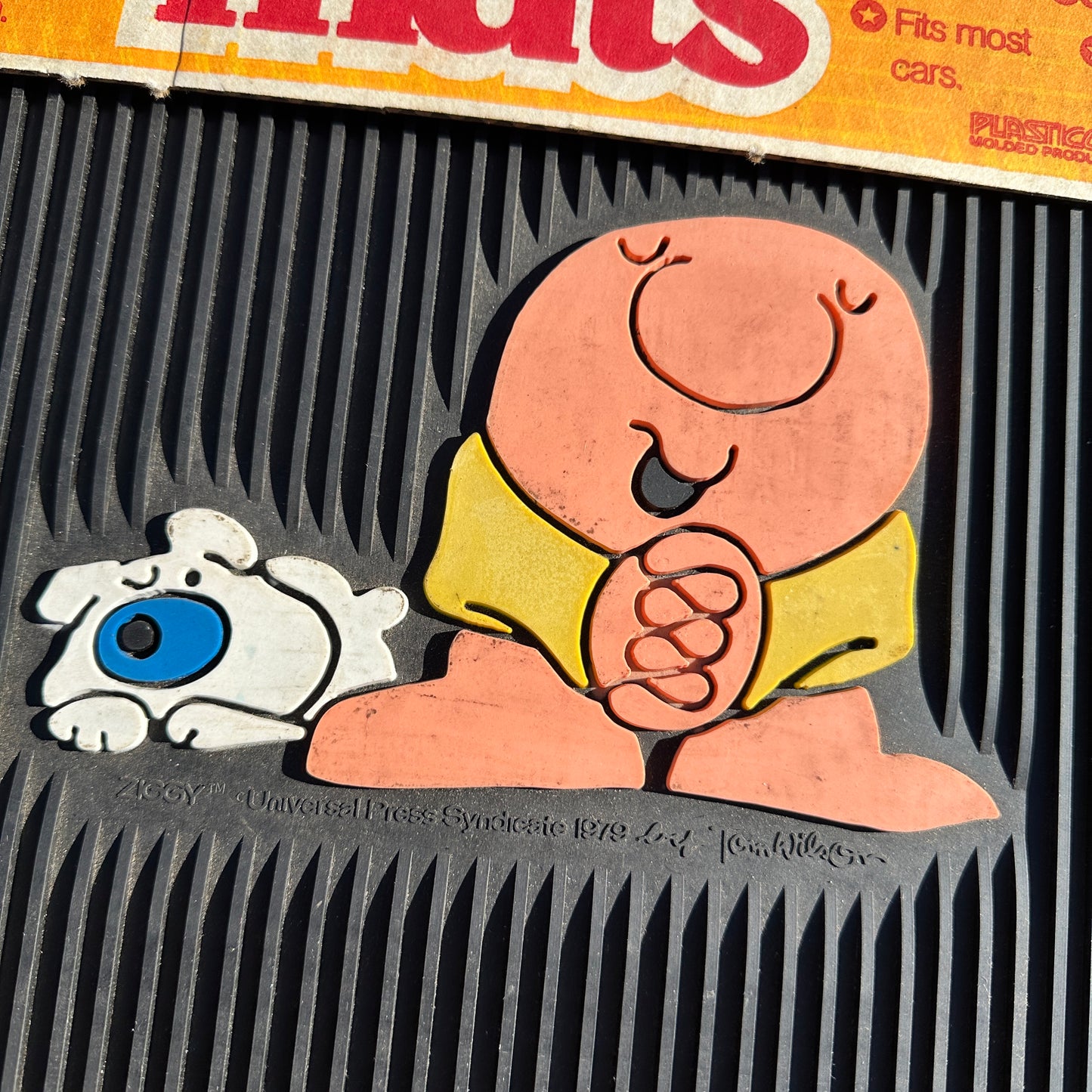 NOS Ziggy Floor Mats Mini- Plasticolor 15x14