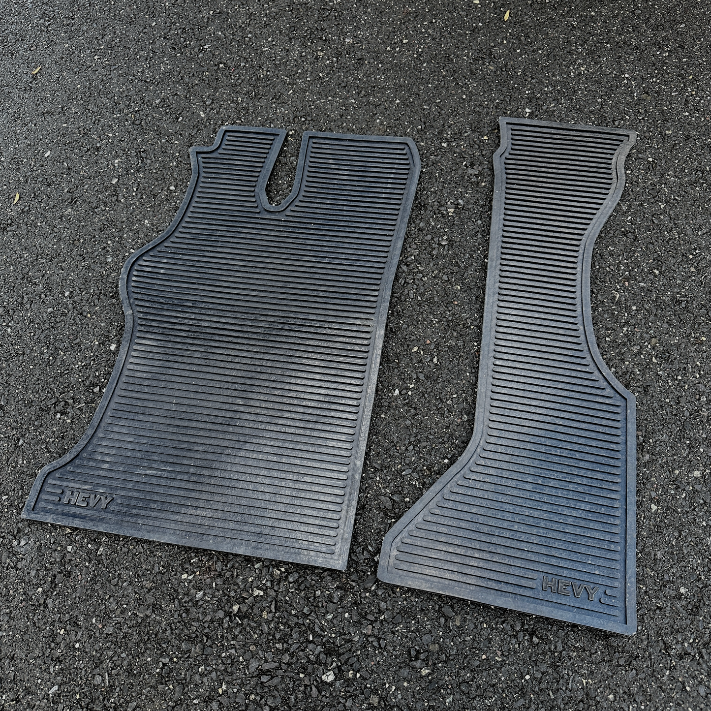 68-74 Ford Van Floor Mats - Hevy BigRig Beef