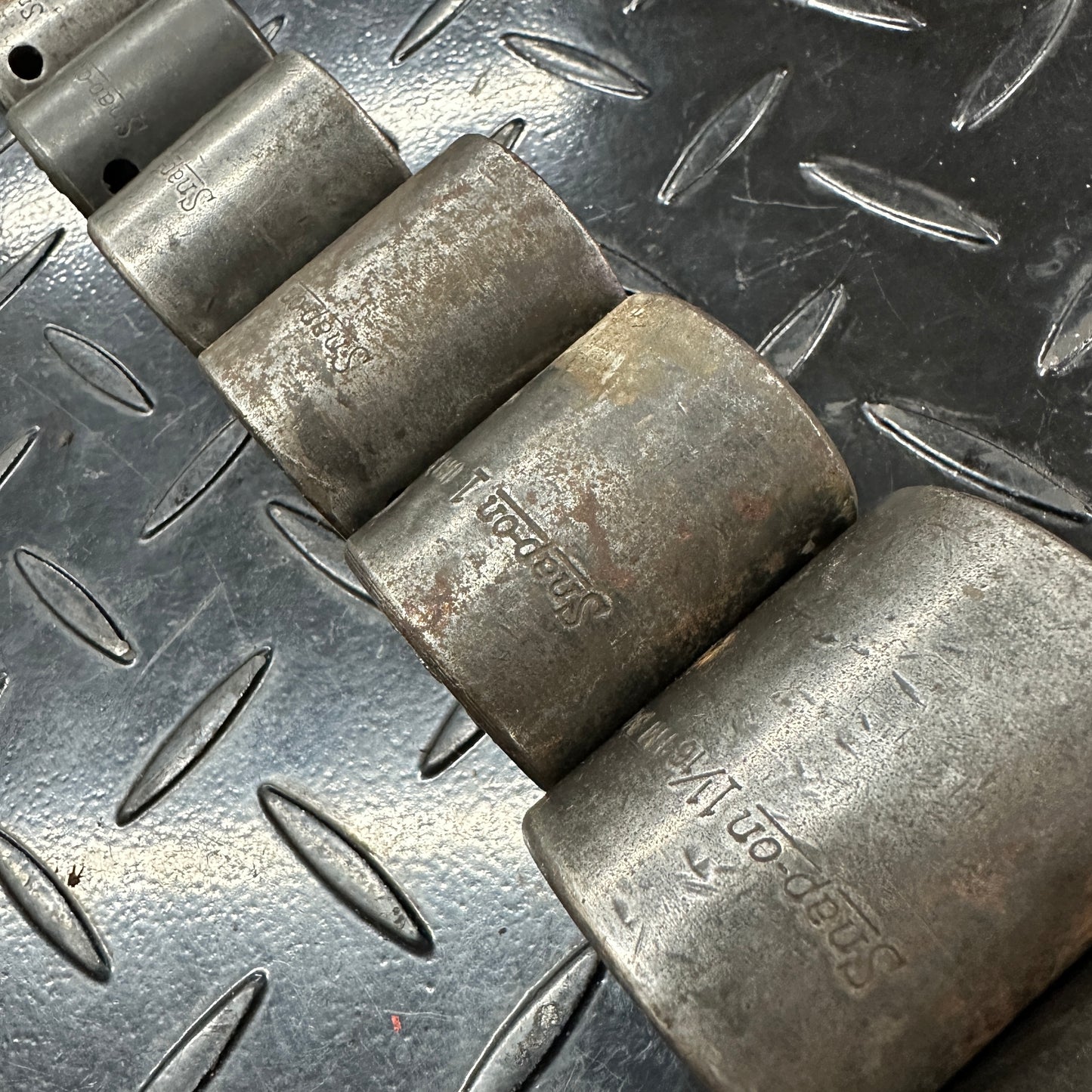 Snap-on 1/2 Drive SAE 6pt Impact Socket 12pc set 1/2" to 1-1/4" 1980s Underline