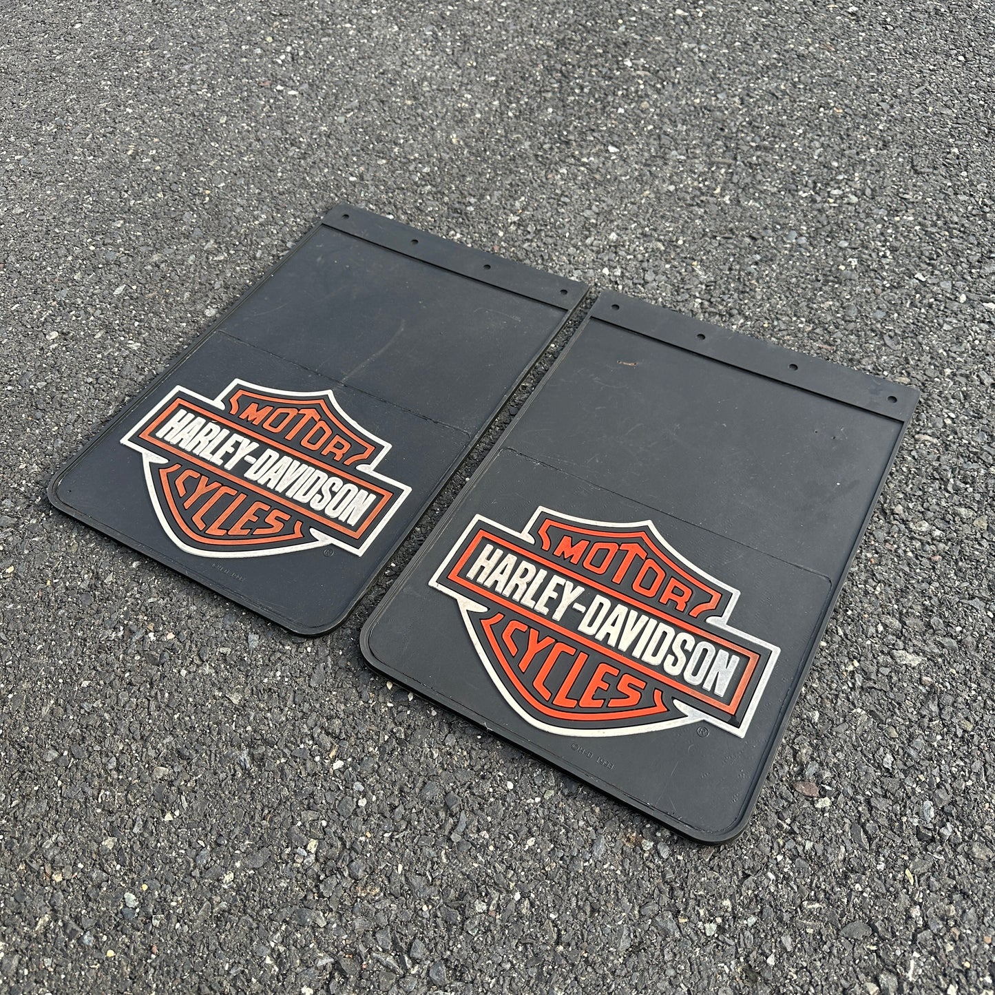 NOS Harley Davidson Plasticolor Mud Flaps