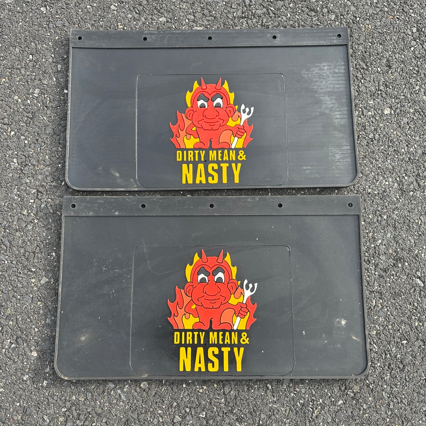 NOS Dirty Mean & Nasty Plasticolor Dually Mud Flaps