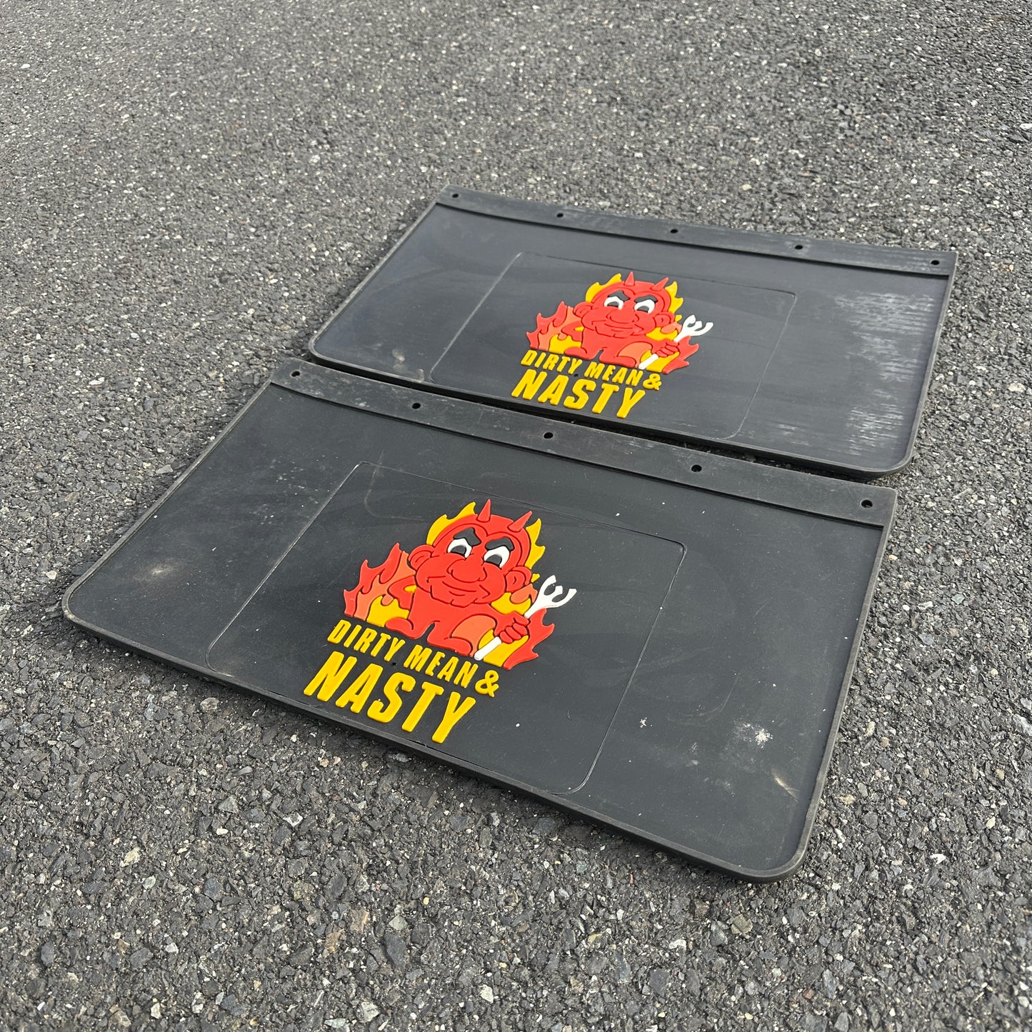NOS Dirty Mean & Nasty Plasticolor Dually Mud Flaps
