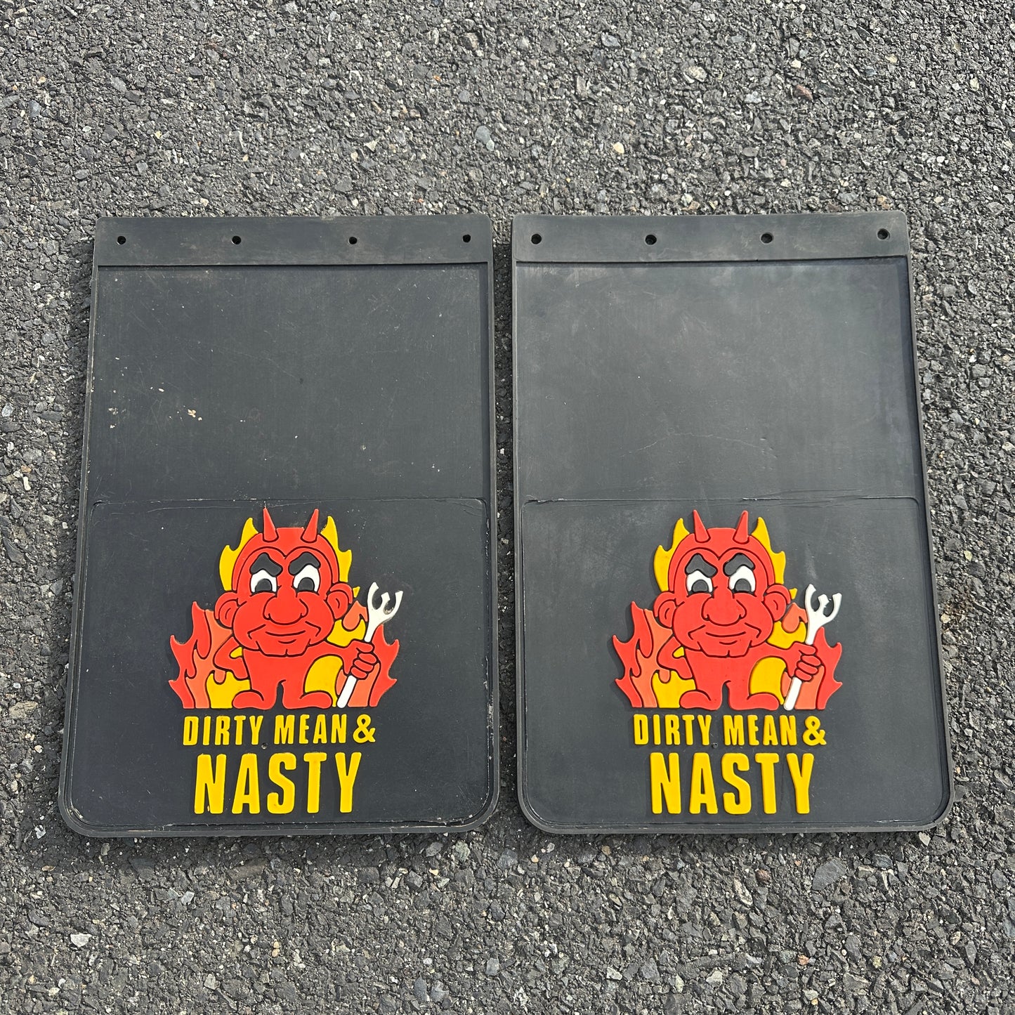 NOS Dirty Mean & Nasty Plasticolor Mud Flaps
