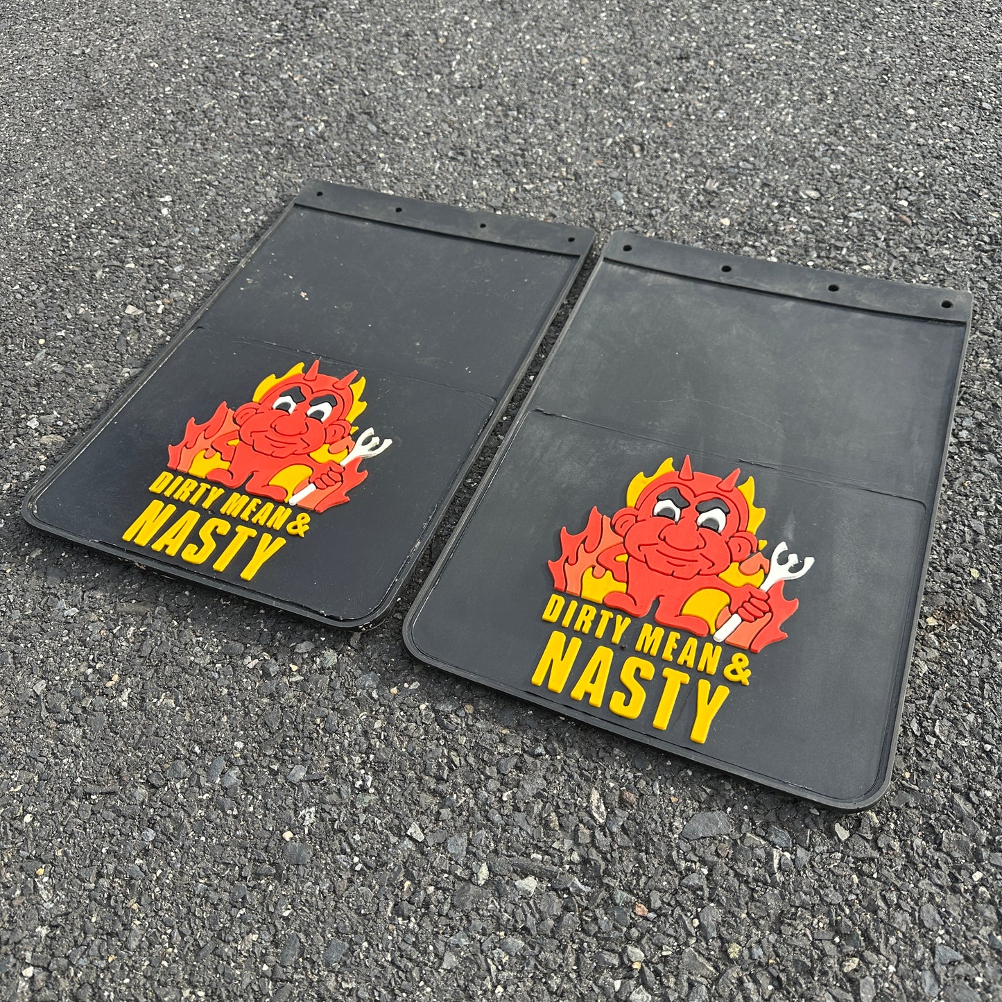 NOS Dirty Mean & Nasty Plasticolor Mud Flaps