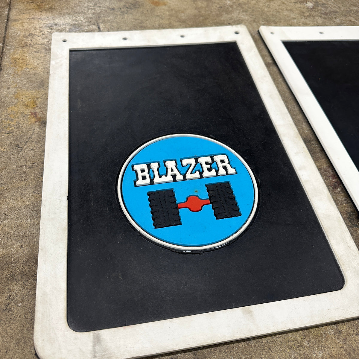 NOS Blazer Mudflaps - Plasticolor 18x12