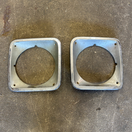 1971-1977 GVan Chrome Headlight Bezels