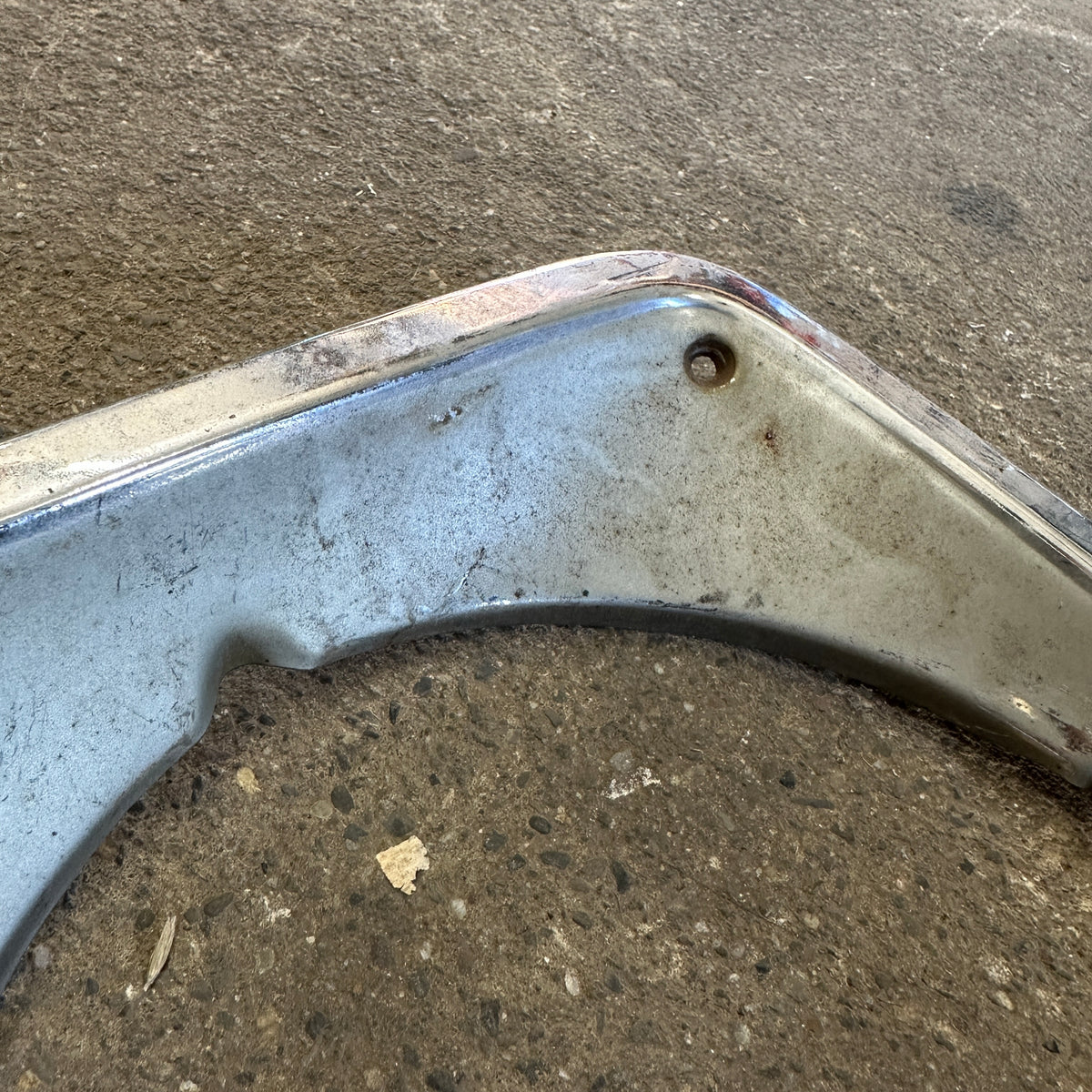 1971-1977 GVan Chrome Headlight Bezels