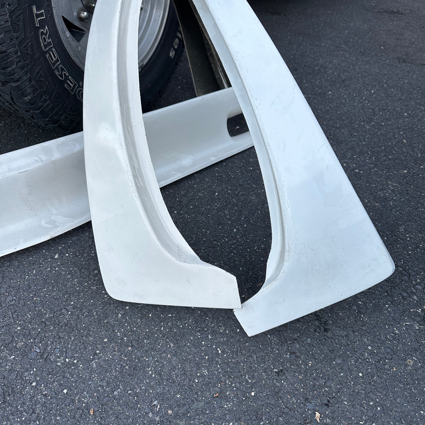 79-85 Dodge Van - 3pc Fiberglass Fender Flare Kit