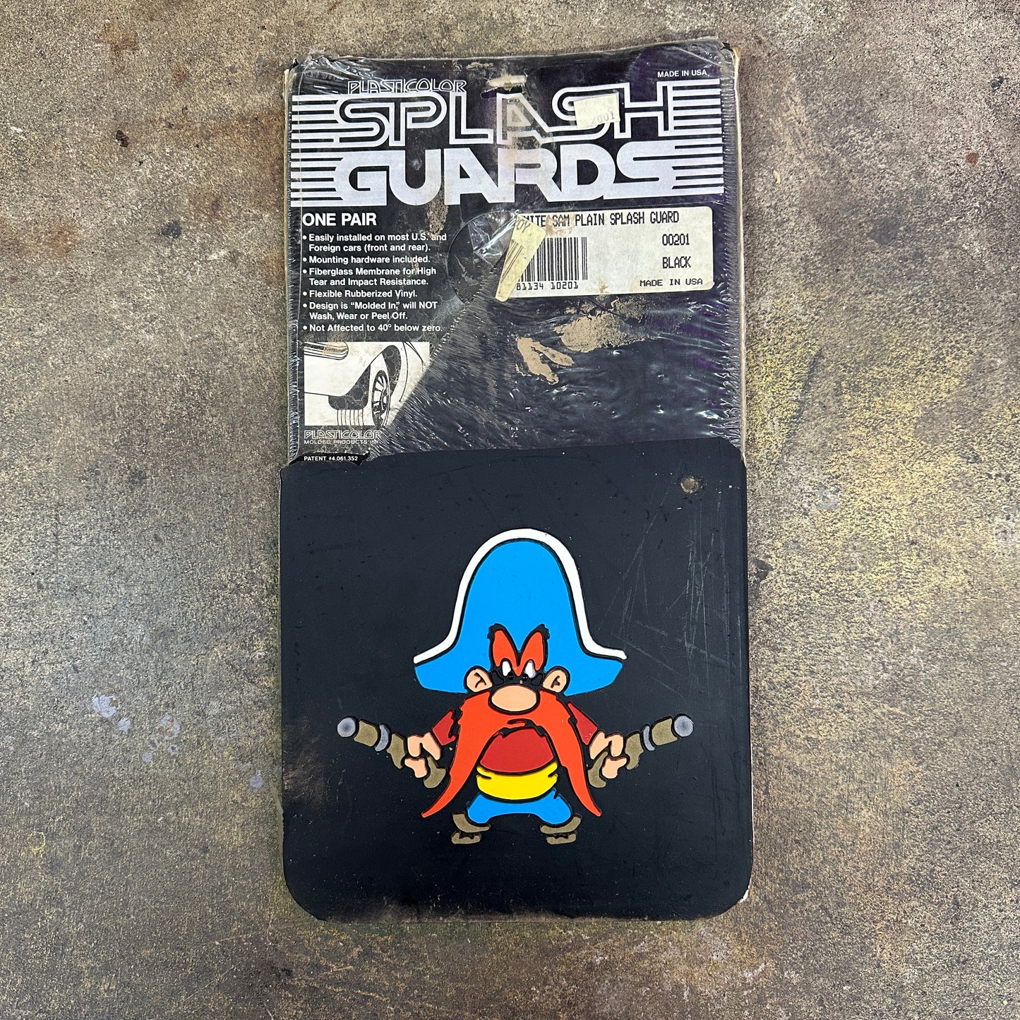 NOS Yosemite Sam Mudflaps Small - Plasticolor 15x9