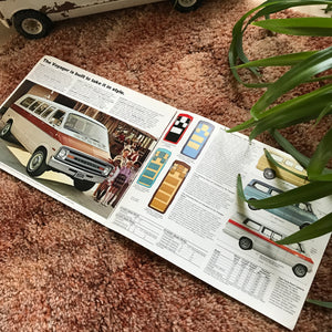 1974 Plymouth Voyager - Original Dodge Dealership Brochure