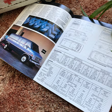 Load image into Gallery viewer, Chevy Trucks 1990 Commercial Vehicles &amp; Motor Home Chassis - Original GM Catalog