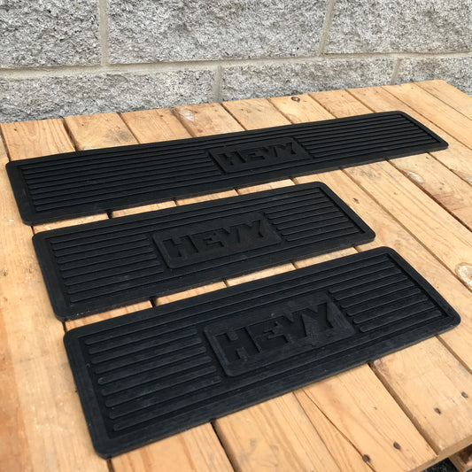 Universal Step Mats - Hevy BigRig Beef