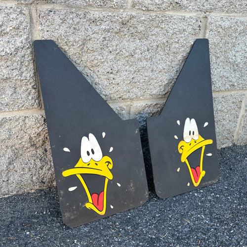 Daffy Duck Mudflaps - Plasticolor 15x8